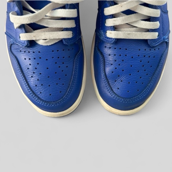 Nike Air Jordan 1 Retro High OG Hyper Royal 2018 555088‑401 Size 11 - Picture 2 of 8